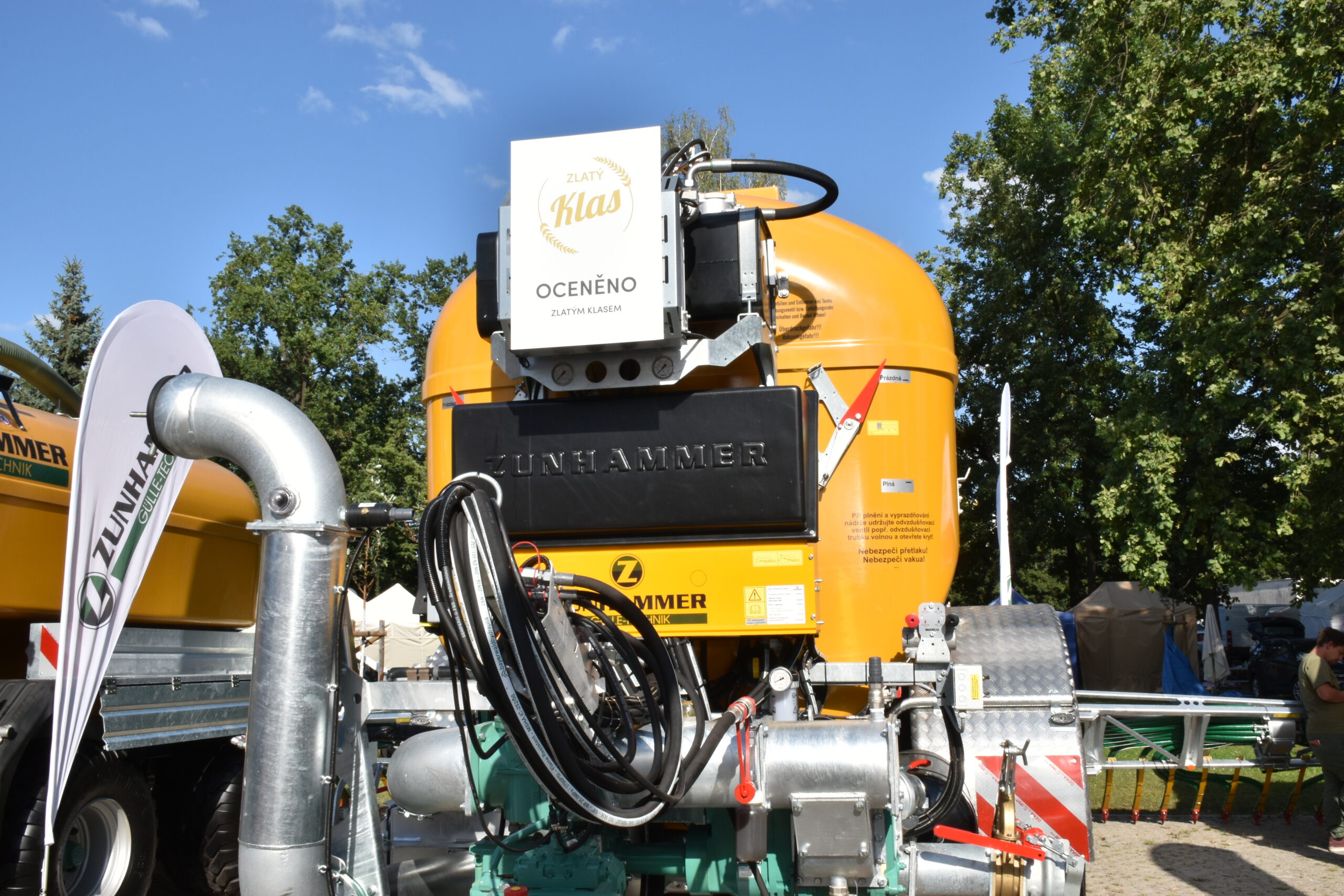 Co všechno umí cisterna ZUNHAMMER MKE 15,5 HYDROSTATIC?